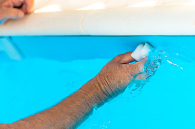 Comment nettoyer la ligne d´eau de votre piscine ?