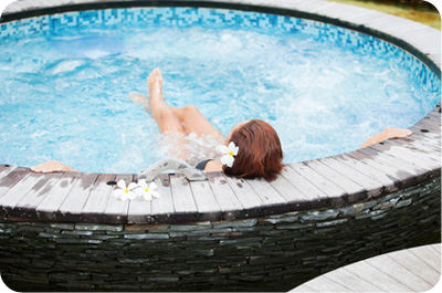 femme dans un spa